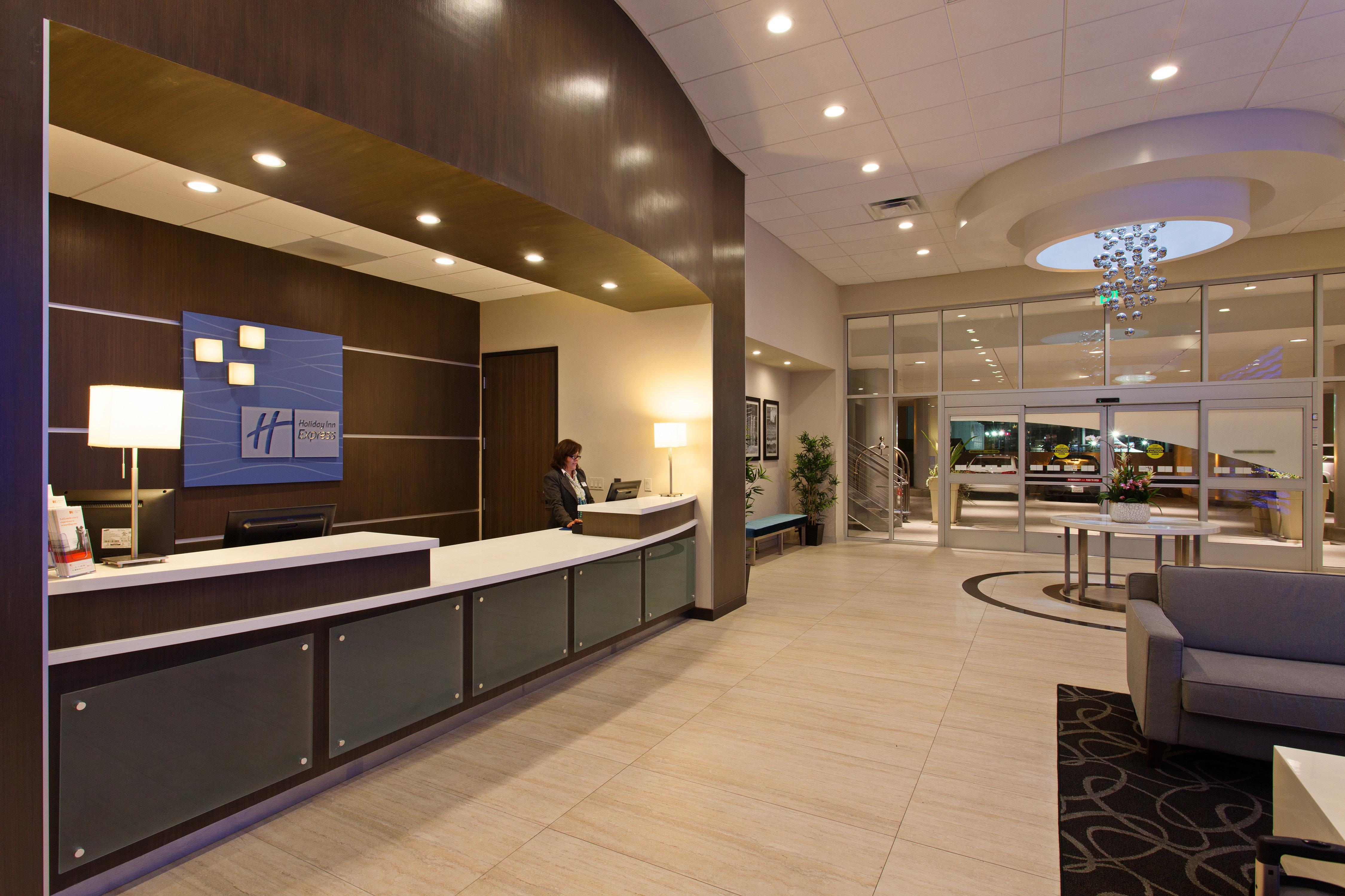 Holiday Inn Express North Hollywood - Burbank Area By Ihg Los Ángeles Exterior foto