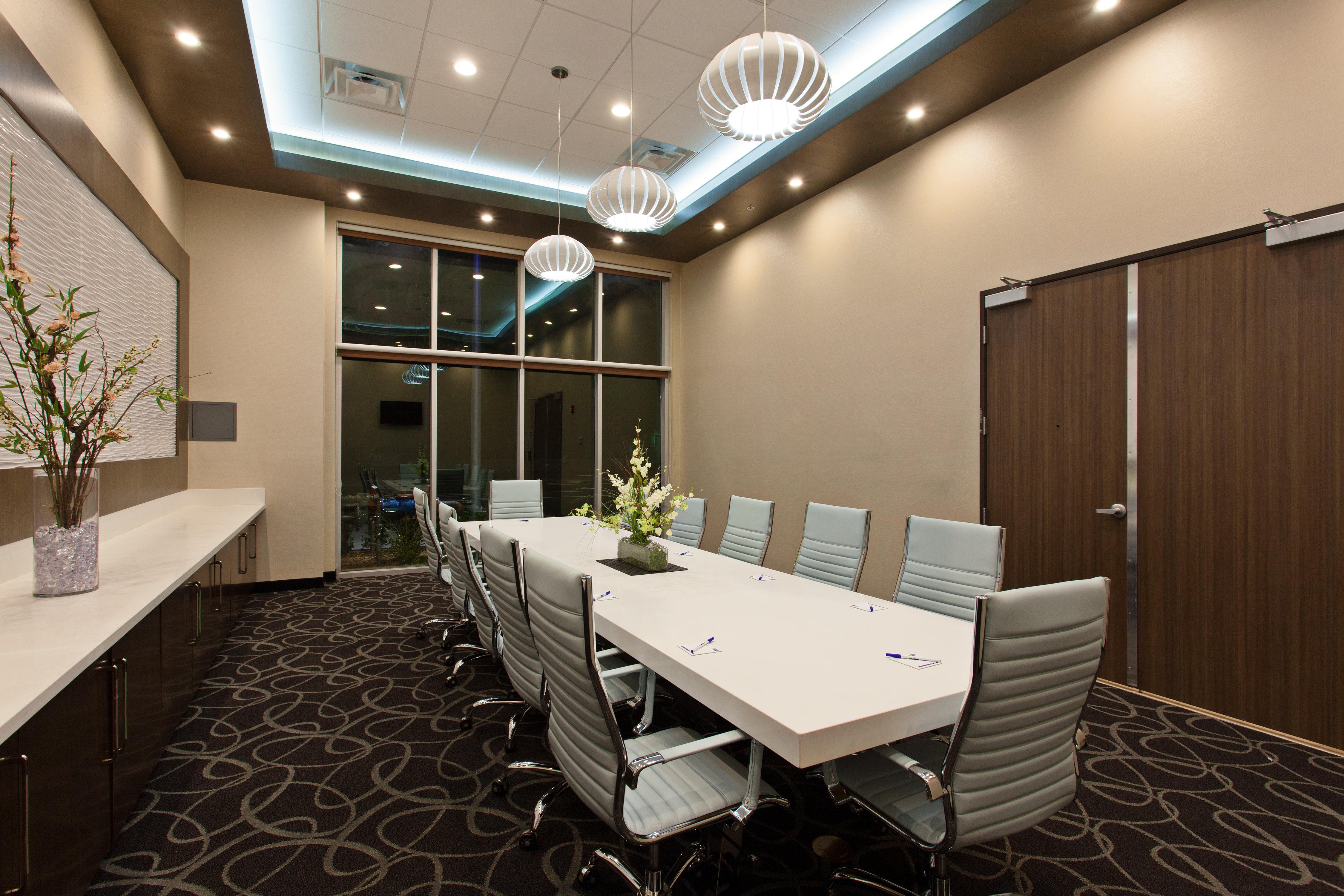 Holiday Inn Express North Hollywood - Burbank Area By Ihg Los Ángeles Exterior foto