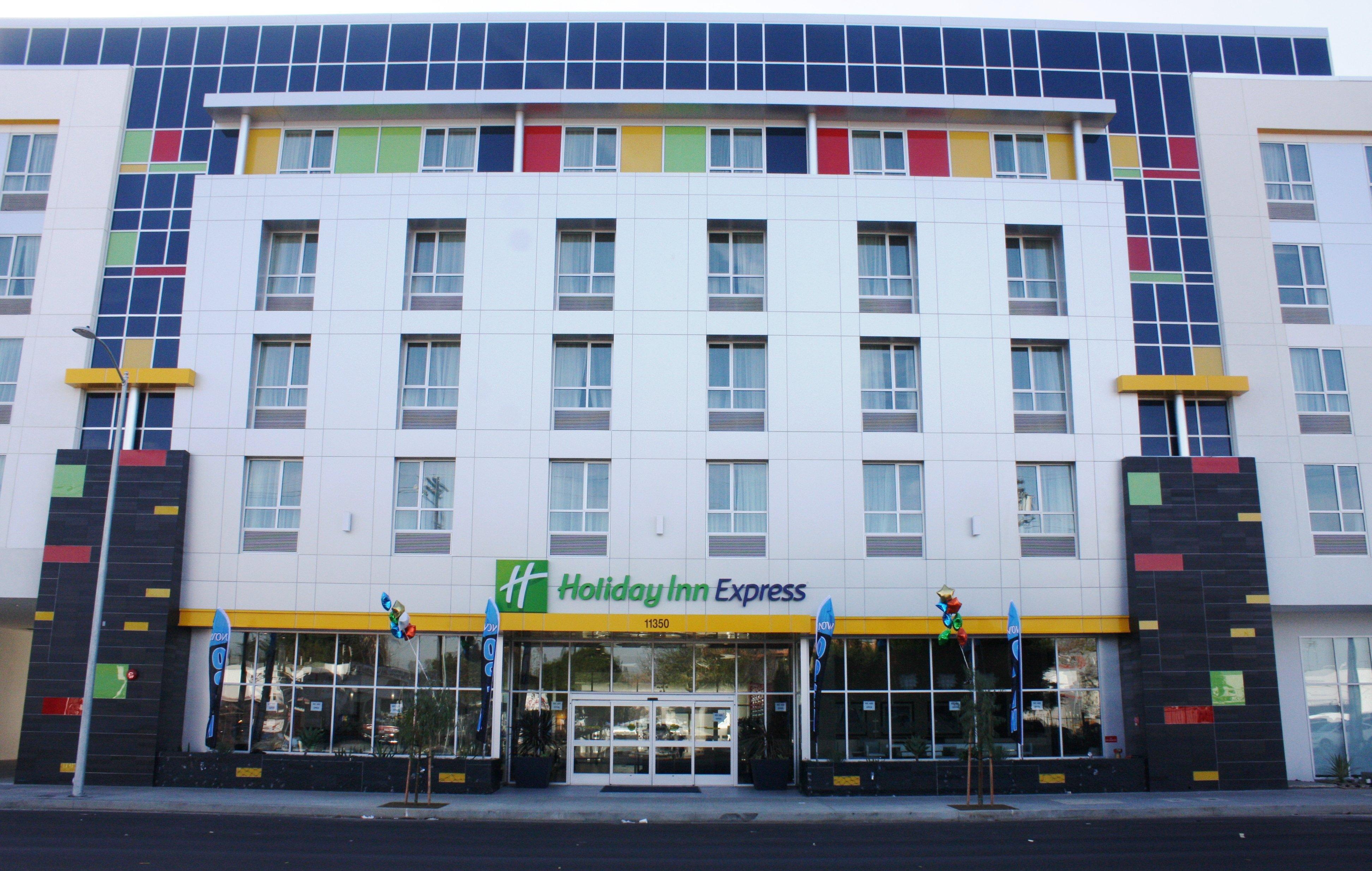 Holiday Inn Express North Hollywood - Burbank Area By Ihg Los Ángeles Exterior foto