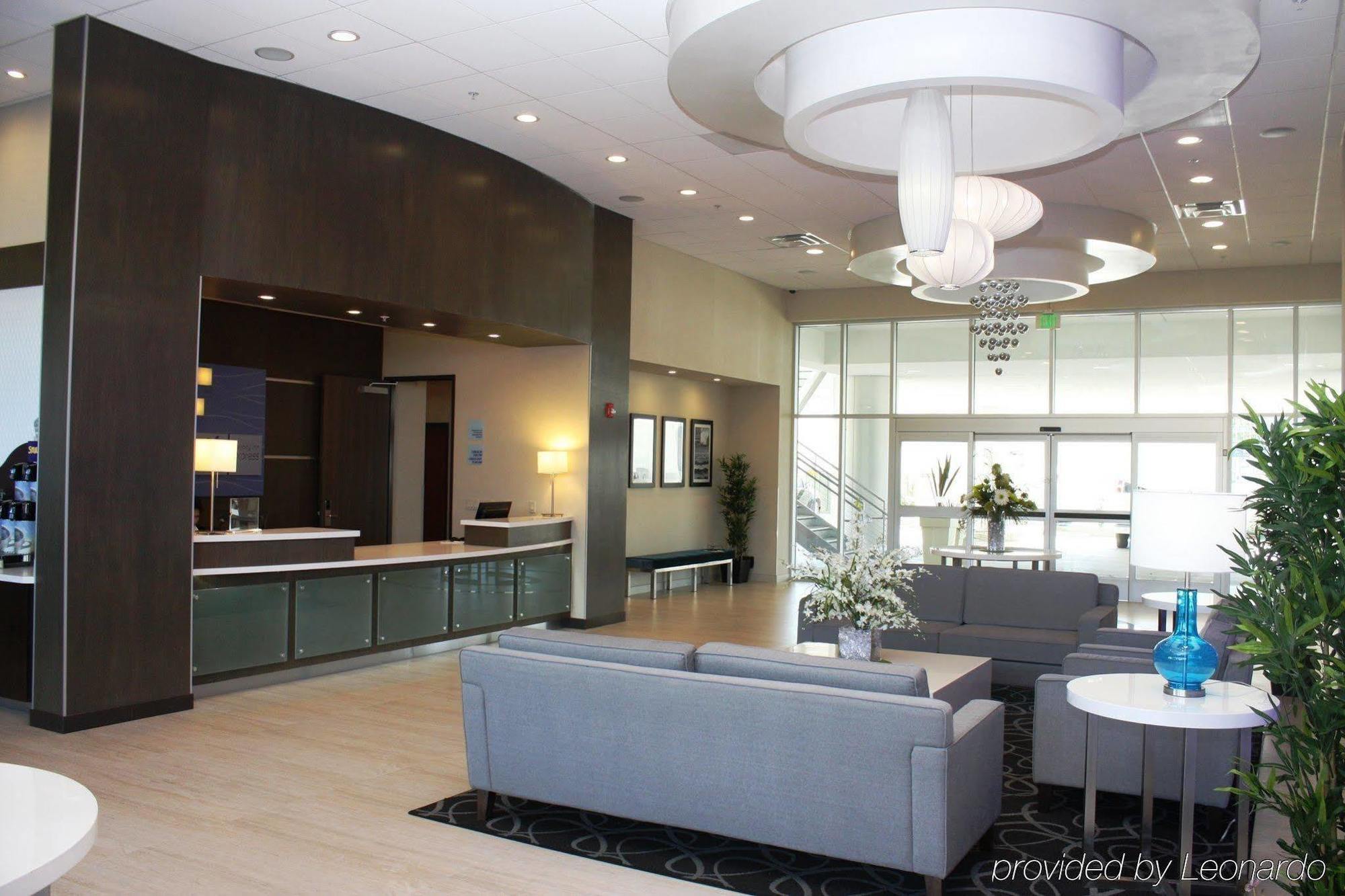 Holiday Inn Express North Hollywood - Burbank Area By Ihg Los Ángeles Exterior foto